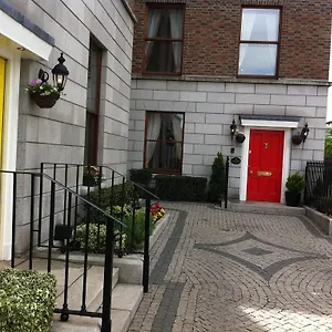 The Leeson 2*, Dublin Irsko