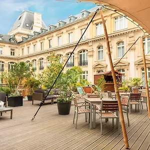 Hotel Crowne Plaza Republique By Ihg, Paris